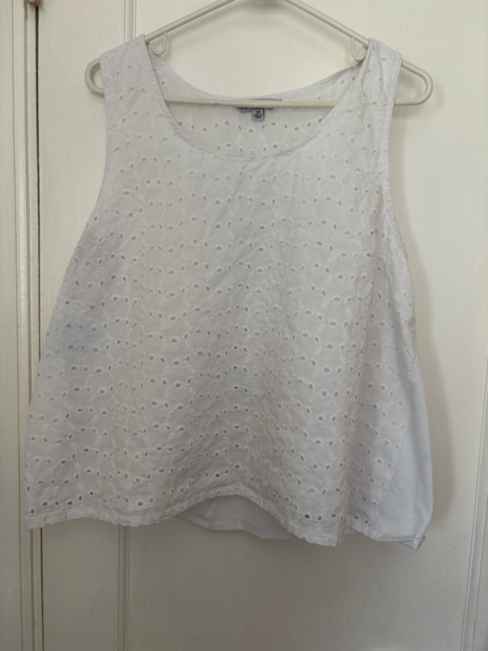 Sleeveless White Eyelet Tunic Top - Lightweight Summer Layer